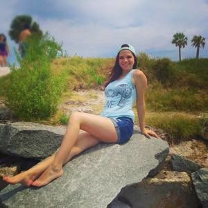 Meet your Posher, Tessa